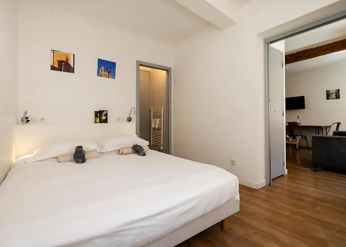 Apartment Appartements T2 Rue Conventionnel Chiappe, Quartier Citadelle Port Ajaccio (Corsica)