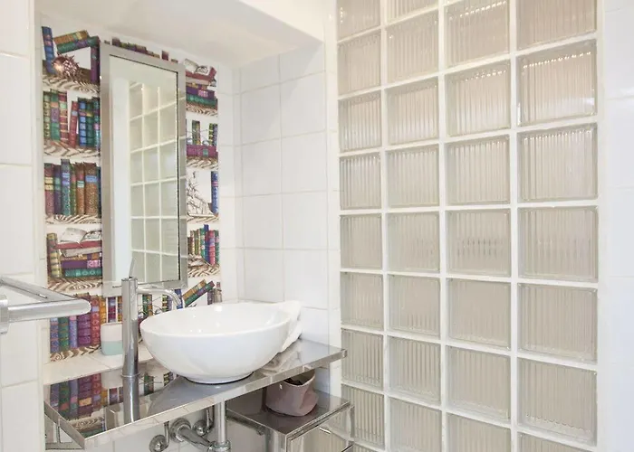 Appartements T2 Rue Conventionnel Chiappe, Quartier Citadelle Port Apartment Ajaccio (Corsica)