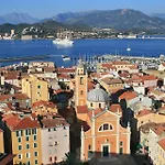 Appartements T2 Rue Conventionnel Chiappe, Quartier Citadelle Port Daire *