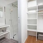 Daire Appartements T2 Rue Conventionnel Chiappe, Quartier Citadelle Port Ajaccio (Corsica)