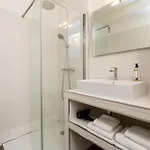 Appartements T2 Rue Conventionnel Chiappe, Quartier Citadelle Port * Ajaccio (Corsica)