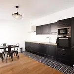 Appartements T2 Rue Conventionnel Chiappe, Quartier Citadelle Port Ajaccio (Corsica)