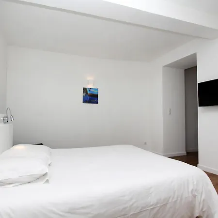 Au Coeur De La Vieille Pietonne & Citadelle Apartment
