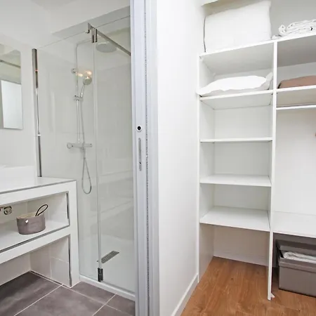 Apartment Au Coeur De La Vieille Pietonne & Citadelle Ajaccio (Corsica)