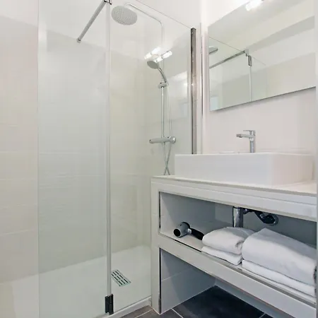 Cosy Roi De Rome * Ajaccio (Corsica)