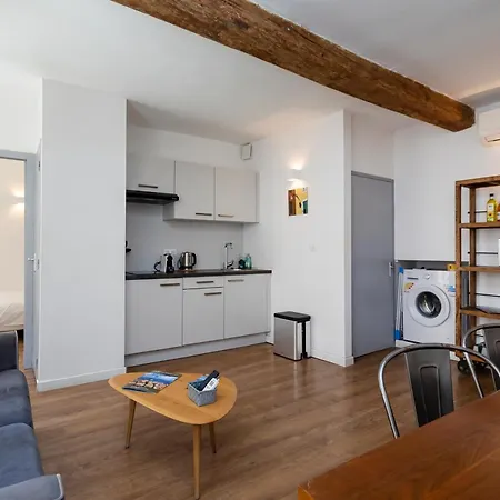Au Coeur De La Vieille Pietonne & Citadelle Apartment