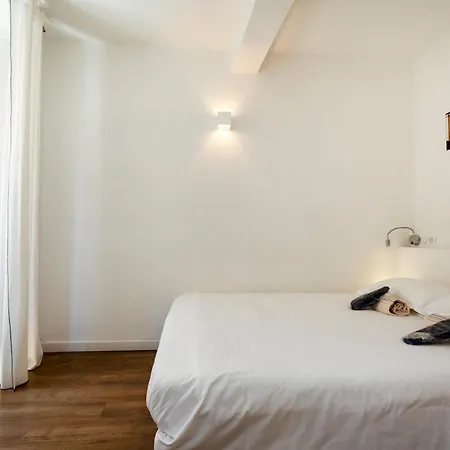 Au Coeur De La Vieille Pietonne & Citadelle Apartment Ajaccio (Corsica)
