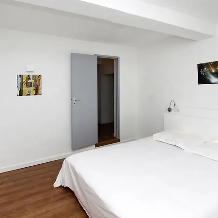 Apartment Au Coeur De La Vieille Pietonne & Citadelle Ajaccio (Corsica)